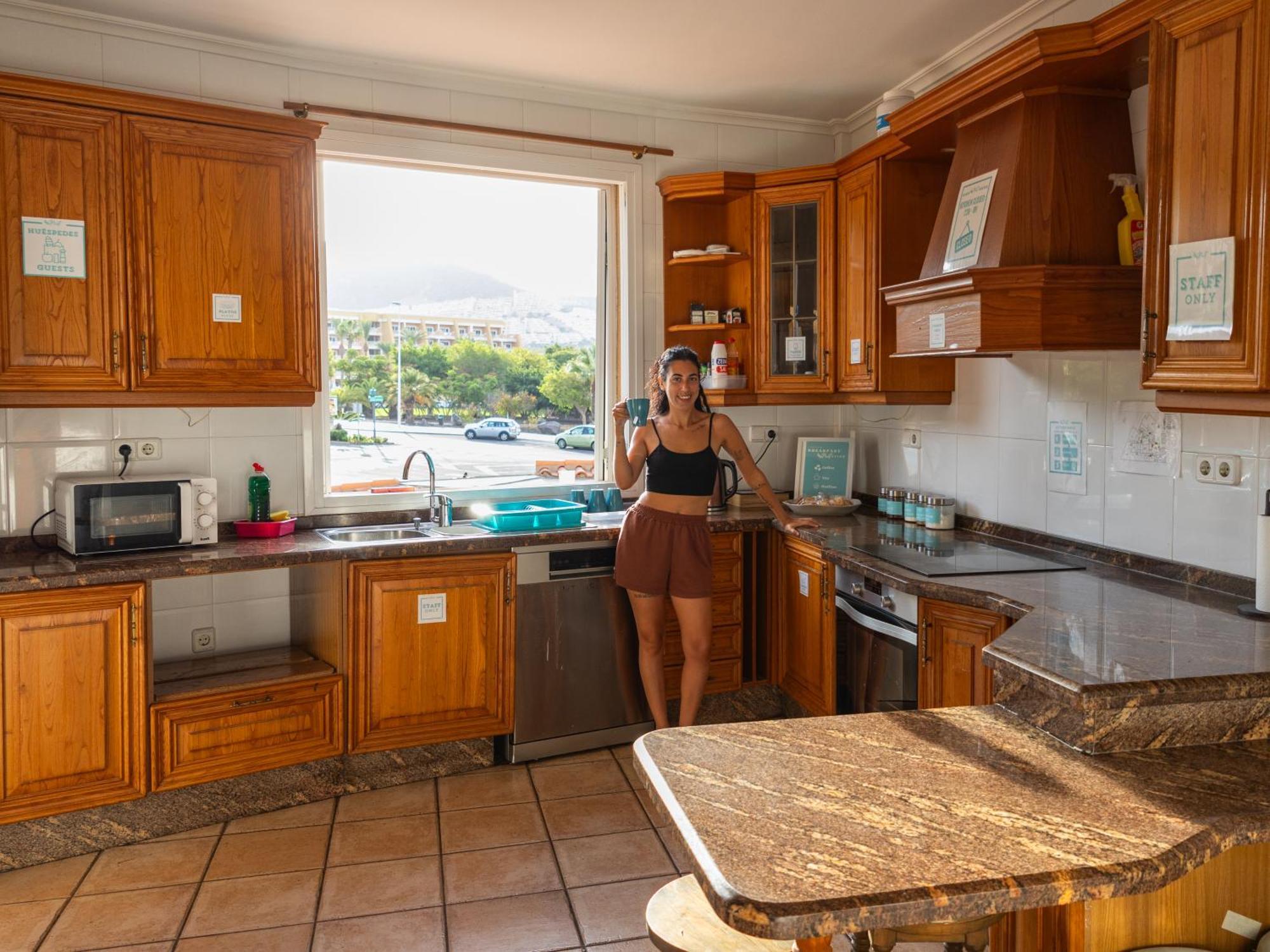 Duque Nest Hostel Costa Adeje  Exterior photo