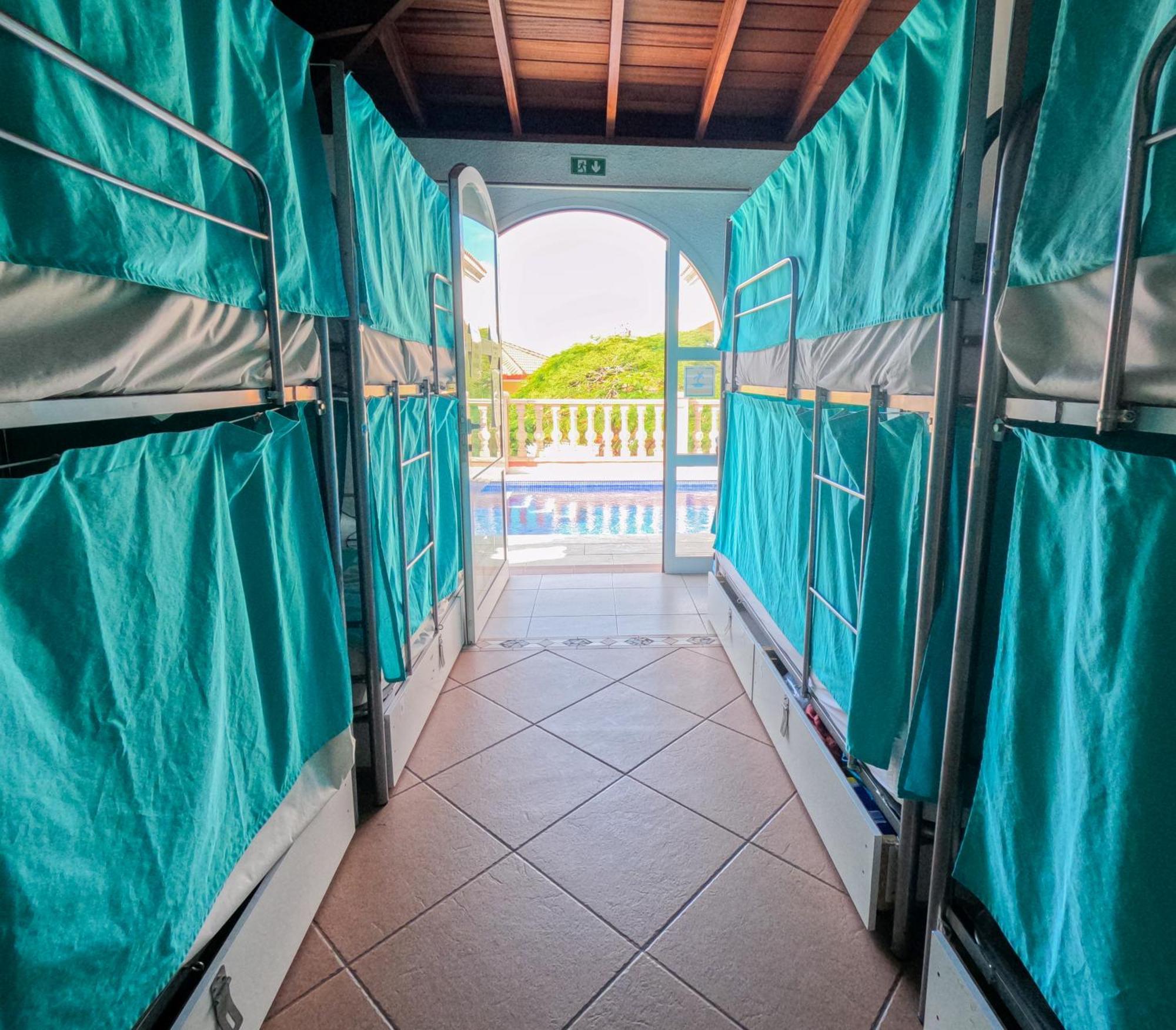 Duque Nest Hostel Costa Adeje  Exterior photo