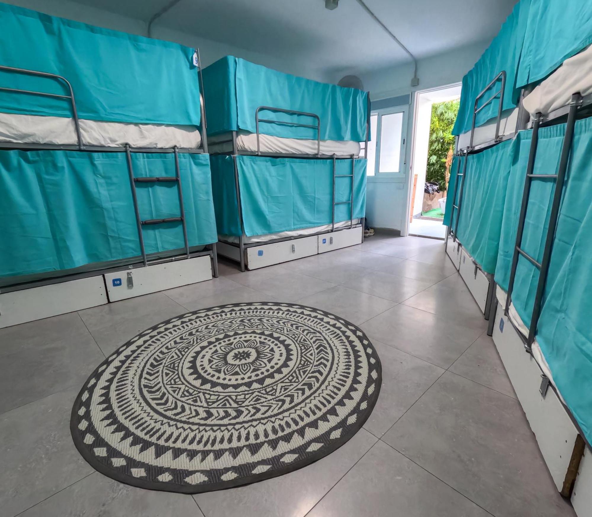 Duque Nest Hostel Costa Adeje  Exterior photo